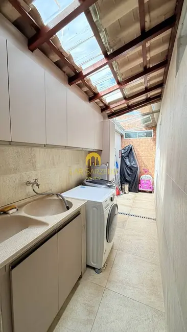 Casa com 2 quartos à venda, 100m2 em São Pedro, Ibirite - MG - imagem 9 Foto 9 de Casa com 2 quartos à venda, 100m2 em São Pedro, Ibirite - MG