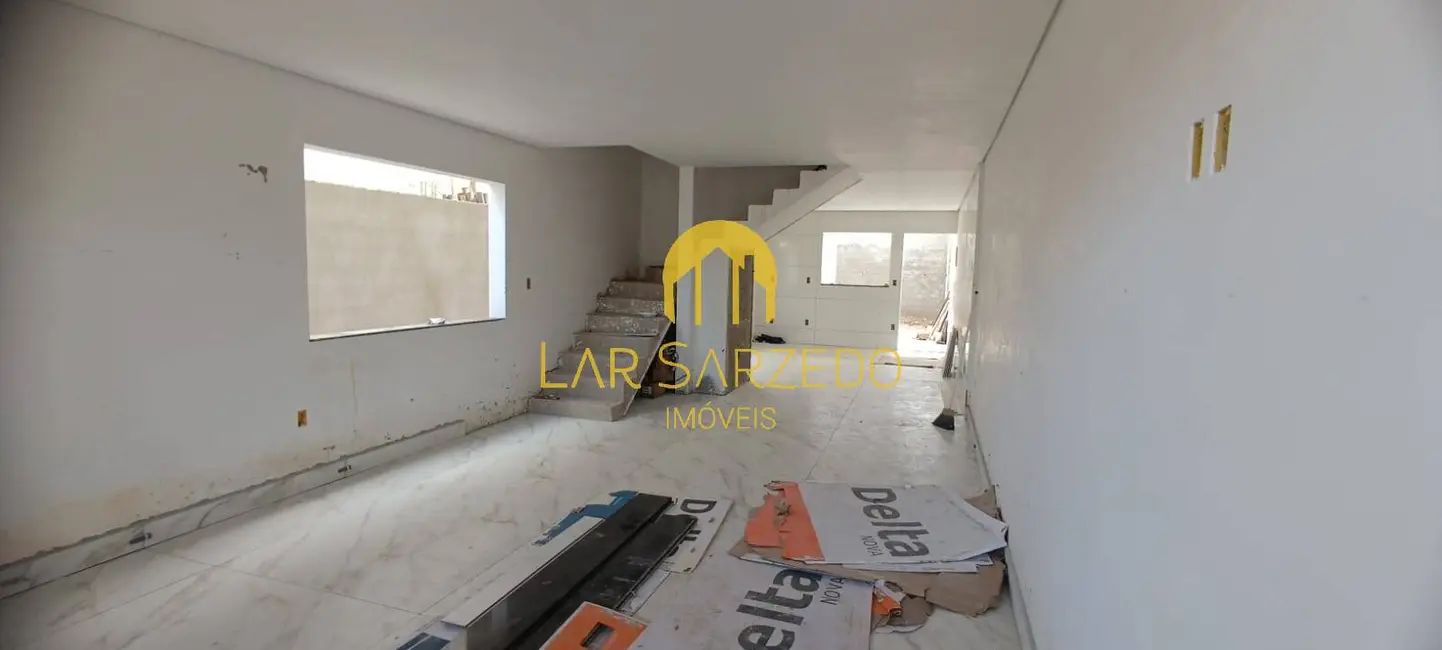 Foto 3 de Casa de Condomínio com 3 quartos à venda, 155m2 em Sarzedo - MG