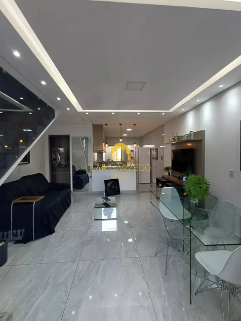 Foto 3 de Casa de Condomínio com 3 quartos à venda, 87m2 em Sarzedo - MG