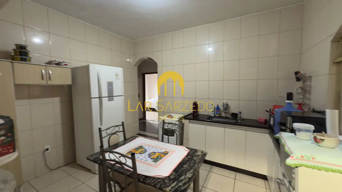 Foto 9 de Casa com 3 quartos à venda e para alugar, 110m2 em Sarzedo - MG