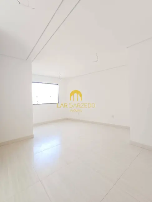Foto 9 de Casa com 3 quartos à venda, 170m2 em Sarzedo - MG