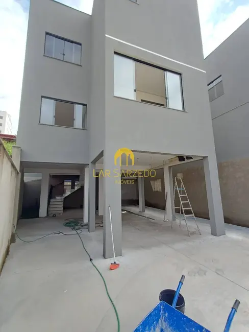 Foto 5 de Casa com 3 quartos à venda, 170m2 em Sarzedo - MG