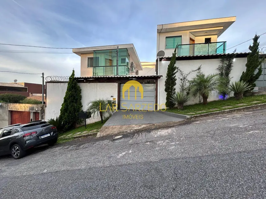 Foto 1 de Casa de Condomínio com 3 quartos à venda, 146m2 em Sarzedo - MG