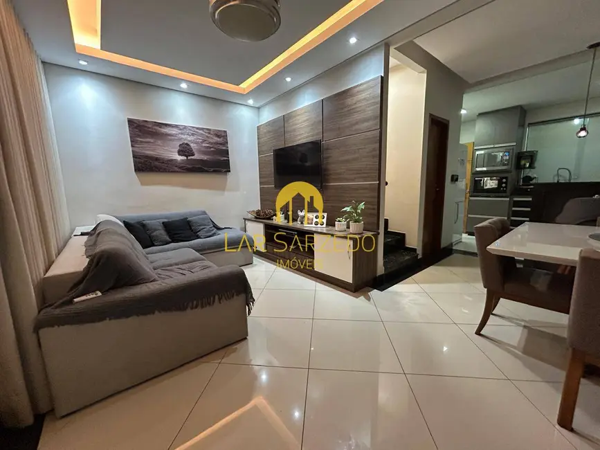 Foto 4 de Casa de Condomínio com 3 quartos à venda, 146m2 em Sarzedo - MG