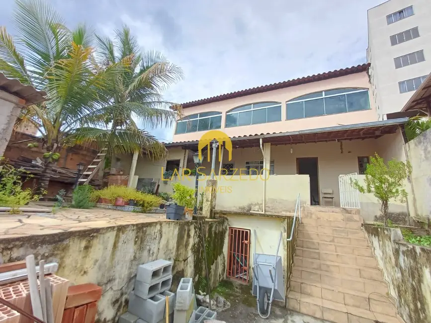 Foto 2 de Casa com 5 quartos à venda, 200m2 em Sarzedo - MG