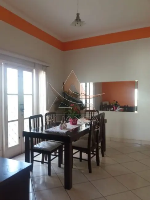 Casa com 3 quartos à venda, 249m2 em Vila Tibério, Ribeirao Preto - SP - imagem 8 Foto 8 de Casa com 3 quartos à venda, 249m2 em Vila Tibério, Ribeirao Preto - SP