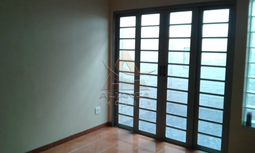 Foto 2 de Casa com 2 quartos à venda, 104m2 em Vila Tibério, Ribeirao Preto - SP