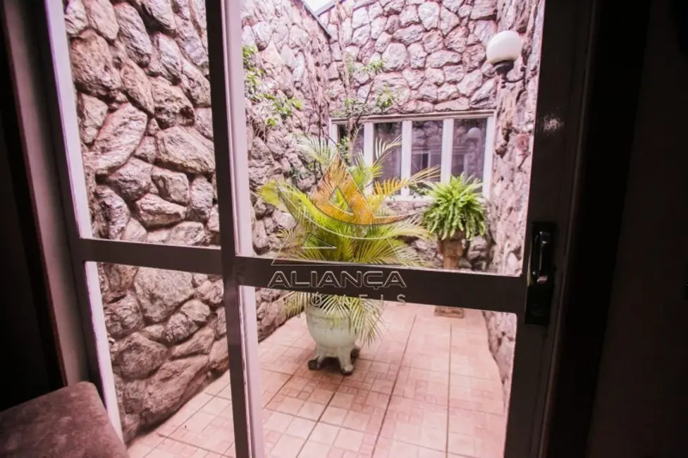 Foto 2 de Casa com 3 quartos à venda, 380m2 em Campos Elíseos, Ribeirao Preto - SP