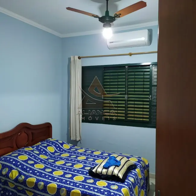 Casa com 3 quartos à venda, 214m2 em Parque dos Lagos, Ribeirao Preto - SP - imagem 5 Foto 5 de Casa com 3 quartos à venda, 214m2 em Parque dos Lagos, Ribeirao Preto - SP