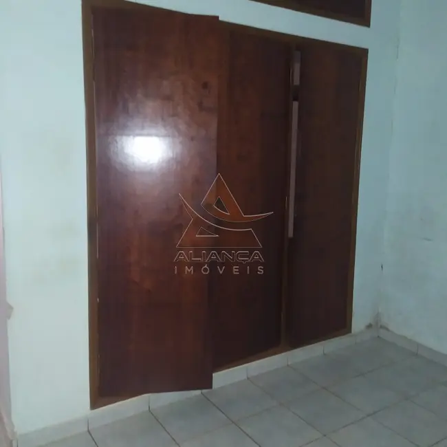 Casa com 3 quartos à venda, 237m2 em Jardim São Luiz, Ribeirao Preto - SP - imagem 5 Foto 5 de Casa com 3 quartos à venda, 237m2 em Jardim São Luiz, Ribeirao Preto - SP