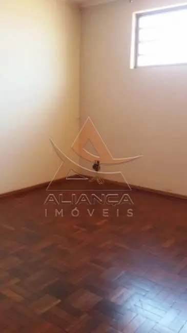 Casa com 2 quartos à venda, 231m2 em Jardim Macedo, Ribeirao Preto - SP - imagem 6 Foto 6 de Casa com 2 quartos à venda, 231m2 em Jardim Macedo, Ribeirao Preto - SP