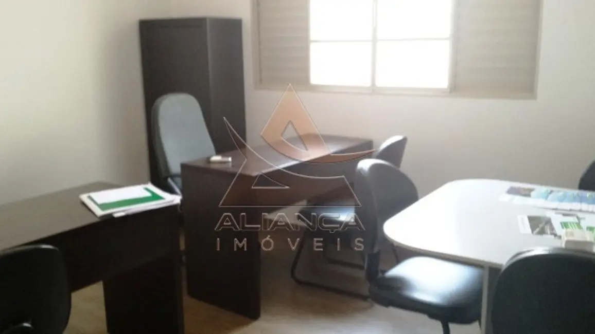 Casa com 9 quartos à venda, 165m2 em Jardim São Luiz, Ribeirao Preto - SP - imagem 3 Foto 3 de Casa com 9 quartos à venda, 165m2 em Jardim São Luiz, Ribeirao Preto - SP