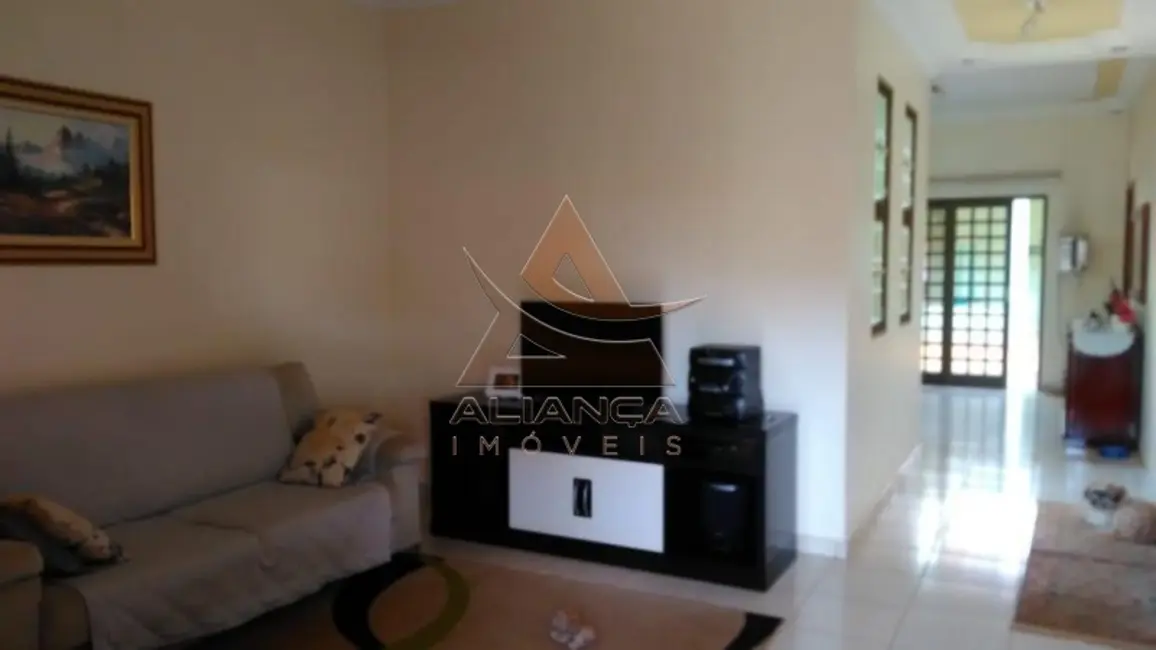 Casa com 3 quartos à venda, 231m2 em Ribeirao Preto - SP - imagem 3 Foto 3 de Casa com 3 quartos à venda, 231m2 em Ribeirao Preto - SP