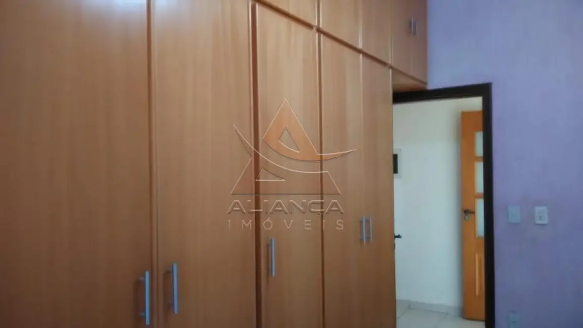 Casa com 3 quartos à venda, 231m2 em Ribeirao Preto - SP - imagem 8 Foto 8 de Casa com 3 quartos à venda, 231m2 em Ribeirao Preto - SP
