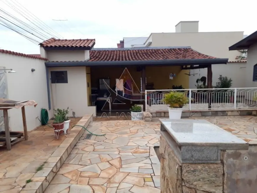 Casa com 3 quartos à venda, 329m2 em Ribeirao Preto - SP - imagem 4 Foto 4 de Casa com 3 quartos à venda, 329m2 em Ribeirao Preto - SP