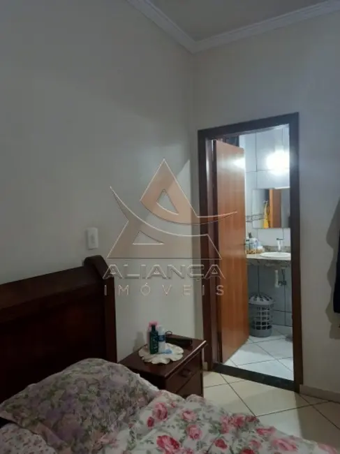 Casa com 3 quartos à venda, 163m2 em Ribeirao Preto - SP - imagem 5 Foto 5 de Casa com 3 quartos à venda, 163m2 em Ribeirao Preto - SP