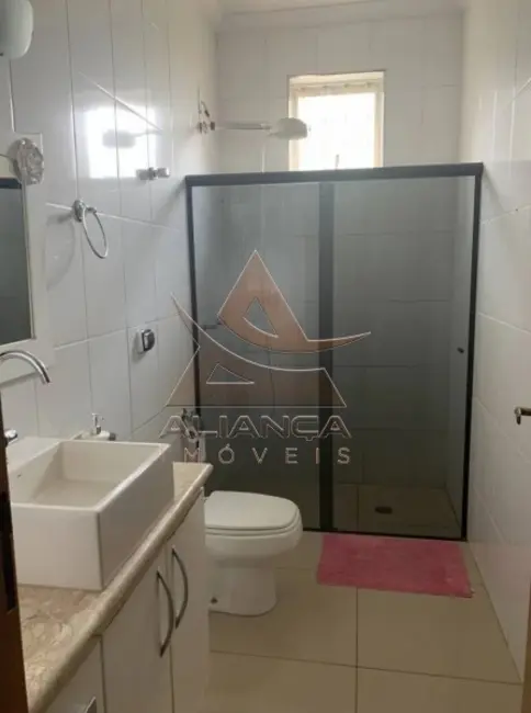 Casa com 3 quartos à venda, 250m2 em Jardim Irajá, Ribeirao Preto - SP - imagem 3 Foto 3 de Casa com 3 quartos à venda, 250m2 em Jardim Irajá, Ribeirao Preto - SP