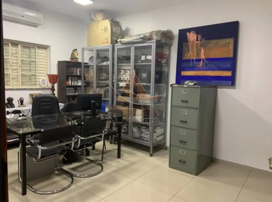 Casa com 3 quartos à venda, 250m2 em Jardim Irajá, Ribeirao Preto - SP - imagem 4 Foto 4 de Casa com 3 quartos à venda, 250m2 em Jardim Irajá, Ribeirao Preto - SP