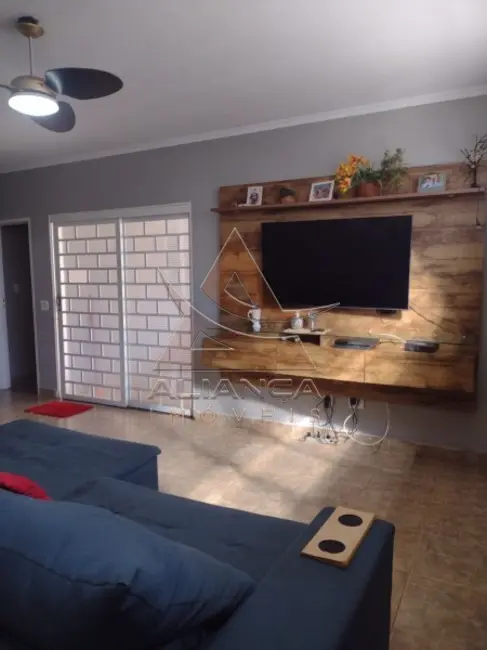 Foto 2 de Casa com 5 quartos à venda, 218m2 em Vila Tibério, Ribeirao Preto - SP