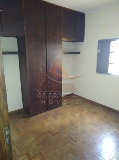 Foto 4 de Casa com 4 quartos à venda, 229m2 em Vila Tibério, Ribeirao Preto - SP