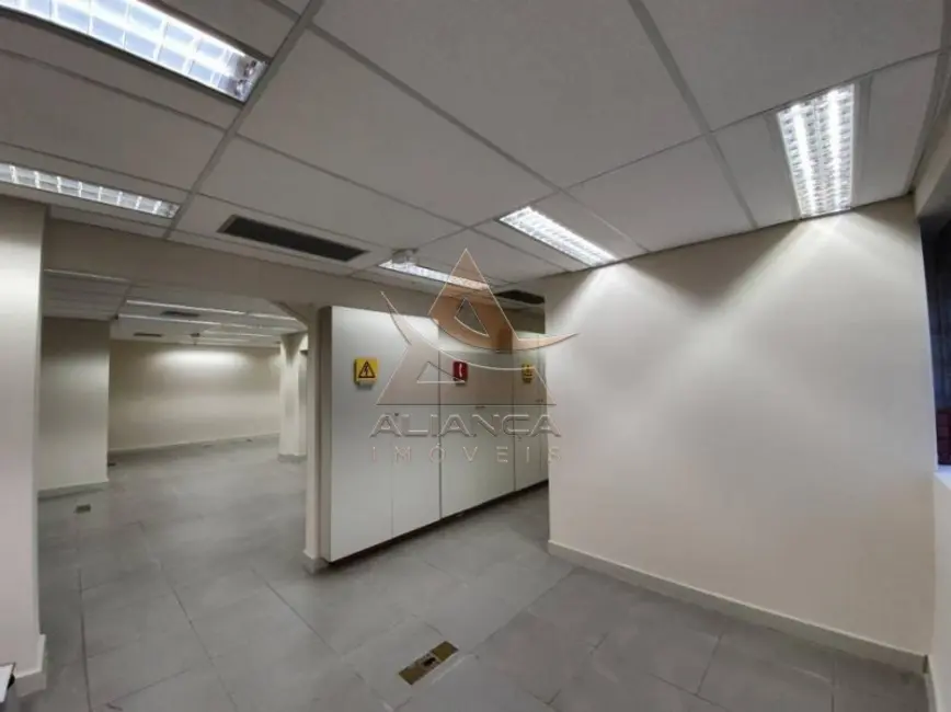 Sala Comercial para alugar, 457m2 em Centro, Ribeirao Preto - SP - imagem 5 Foto 5 de Sala Comercial para alugar, 457m2 em Centro, Ribeirao Preto - SP