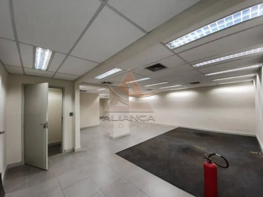 Sala Comercial para alugar, 457m2 em Centro, Ribeirao Preto - SP - imagem 7 Foto 7 de Sala Comercial para alugar, 457m2 em Centro, Ribeirao Preto - SP