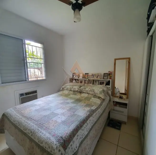 Foto 4 de Apartamento com 2 quartos à venda, 41m2 em Parque dos Pinus, Ribeirao Preto - SP