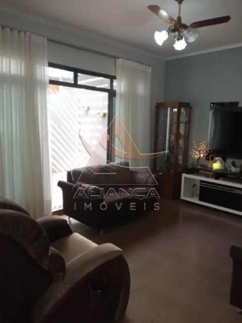 Foto 2 de Casa com 4 quartos à venda, 166m2 em Ribeirao Preto - SP