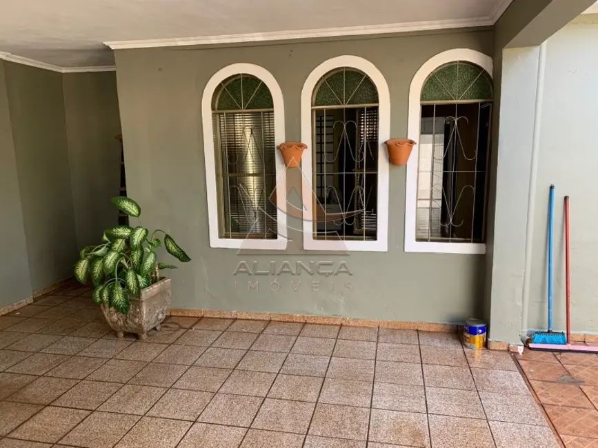 Casa com 3 quartos à venda, 145m2 em Antônio Marincek, Ribeirao Preto - SP - imagem 3 Foto 3 de Casa com 3 quartos à venda, 145m2 em Antônio Marincek, Ribeirao Preto - SP