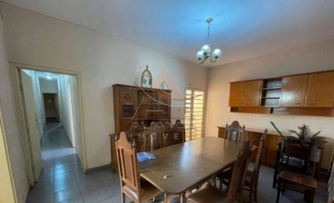 Casa com 3 quartos à venda, 232m2 em Presidente Médici, Ribeirao Preto - SP - imagem 3 Foto 3 de Casa com 3 quartos à venda, 232m2 em Presidente Médici, Ribeirao Preto - SP