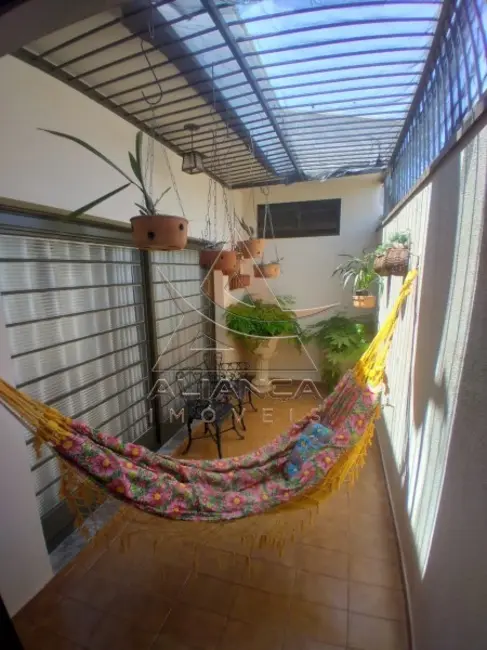 Casa com 3 quartos à venda, 203m2 em Jardim Macedo, Ribeirao Preto - SP - imagem 6 Foto 6 de Casa com 3 quartos à venda, 203m2 em Jardim Macedo, Ribeirao Preto - SP