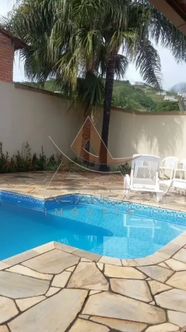 Foto 5 de Casa com 3 quartos à venda, 300m2 em Capitolio - MG