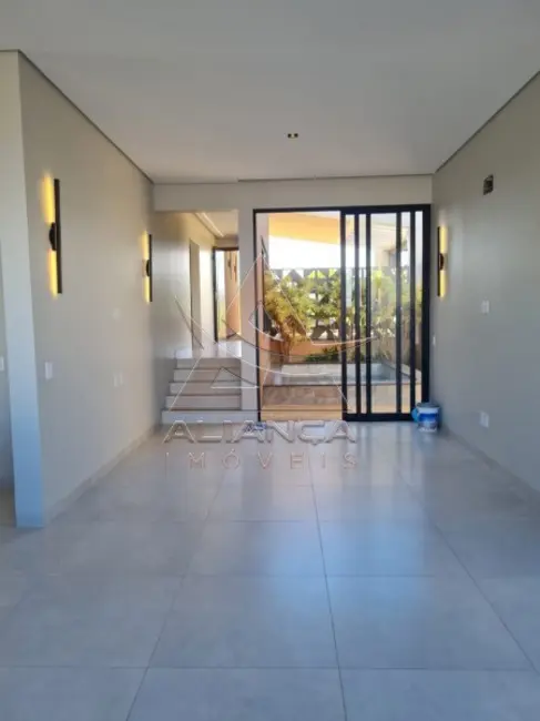 Casa de Condomínio com 3 quartos à venda, 186m2 em Vila do Golf, Ribeirao Preto - SP - imagem 4 Foto 4 de Casa de Condomínio com 3 quartos à venda, 186m2 em Vila do Golf, Ribeirao Preto - SP