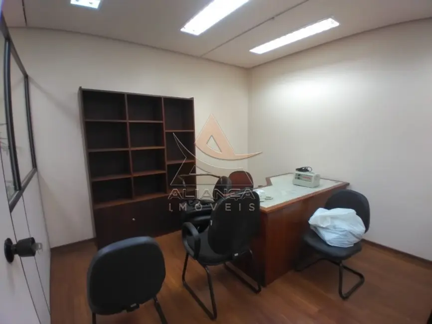 Sala Comercial para alugar, 82m2 em Centro, Ribeirao Preto - SP - imagem 3 Foto 3 de Sala Comercial para alugar, 82m2 em Centro, Ribeirao Preto - SP