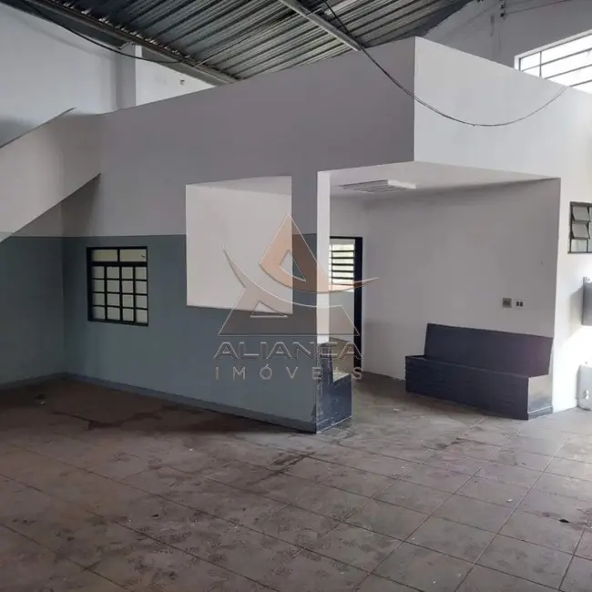 Armazém / Galpão à venda, 218m2 em Ribeirao Preto - SP - imagem 3 Foto 3 de Armazém / Galpão à venda, 218m2 em Ribeirao Preto - SP
