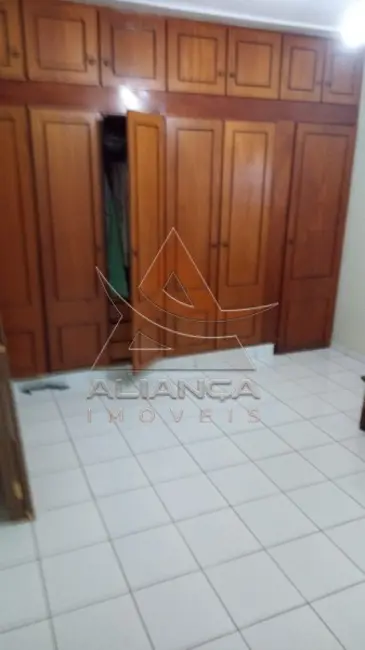 Casa com 3 quartos à venda, 138m2 em Jardim Mosteiro, Ribeirao Preto - SP - imagem 5 Foto 5 de Casa com 3 quartos à venda, 138m2 em Jardim Mosteiro, Ribeirao Preto - SP