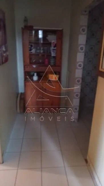 Casa com 3 quartos à venda, 138m2 em Jardim Mosteiro, Ribeirao Preto - SP - imagem 3 Foto 3 de Casa com 3 quartos à venda, 138m2 em Jardim Mosteiro, Ribeirao Preto - SP