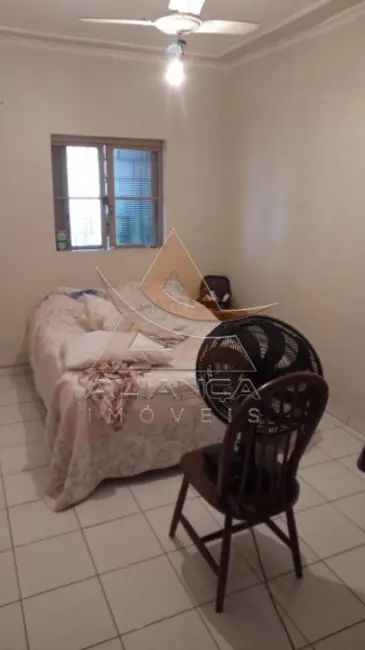 Casa com 3 quartos à venda, 138m2 em Jardim Mosteiro, Ribeirao Preto - SP - imagem 4 Foto 4 de Casa com 3 quartos à venda, 138m2 em Jardim Mosteiro, Ribeirao Preto - SP