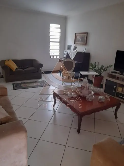 Foto 2 de Casa com 3 quartos à venda, 239m2 em Jardim Irajá, Ribeirao Preto - SP