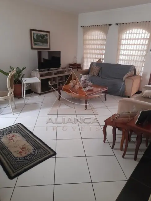 Foto 1 de Casa com 3 quartos à venda, 239m2 em Jardim Irajá, Ribeirao Preto - SP