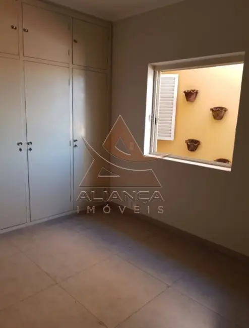 Casa com 4 quartos à venda, 151m2 em Jardim Macedo, Ribeirao Preto - SP - imagem 8 Foto 8 de Casa com 4 quartos à venda, 151m2 em Jardim Macedo, Ribeirao Preto - SP