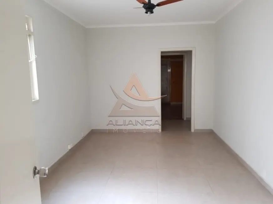 Foto 2 de Casa com 4 quartos à venda, 151m2 em Jardim Macedo, Ribeirao Preto - SP