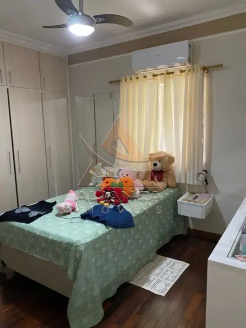 Casa com 3 quartos à venda, 191m2 em Jardim Paulistano, Ribeirao Preto - SP - imagem 5 Foto 5 de Casa com 3 quartos à venda, 191m2 em Jardim Paulistano, Ribeirao Preto - SP
