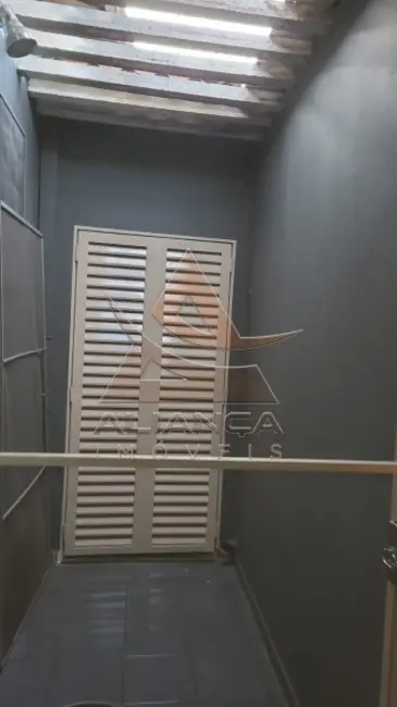 Casa com 3 quartos à venda, 135m2 em Campos Elíseos, Ribeirao Preto - SP - imagem 3 Foto 3 de Casa com 3 quartos à venda, 135m2 em Campos Elíseos, Ribeirao Preto - SP