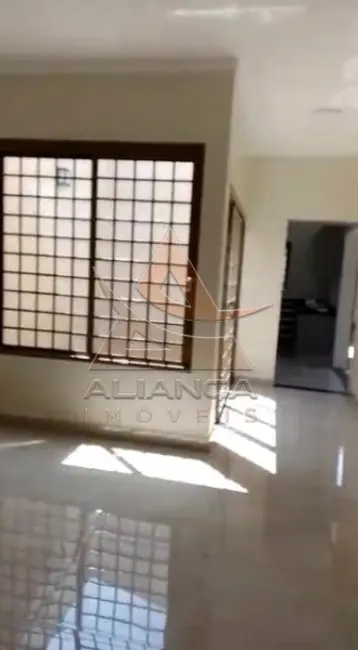 Foto 2 de Casa com 3 quartos à venda, 210m2 em Jardinopolis - SP