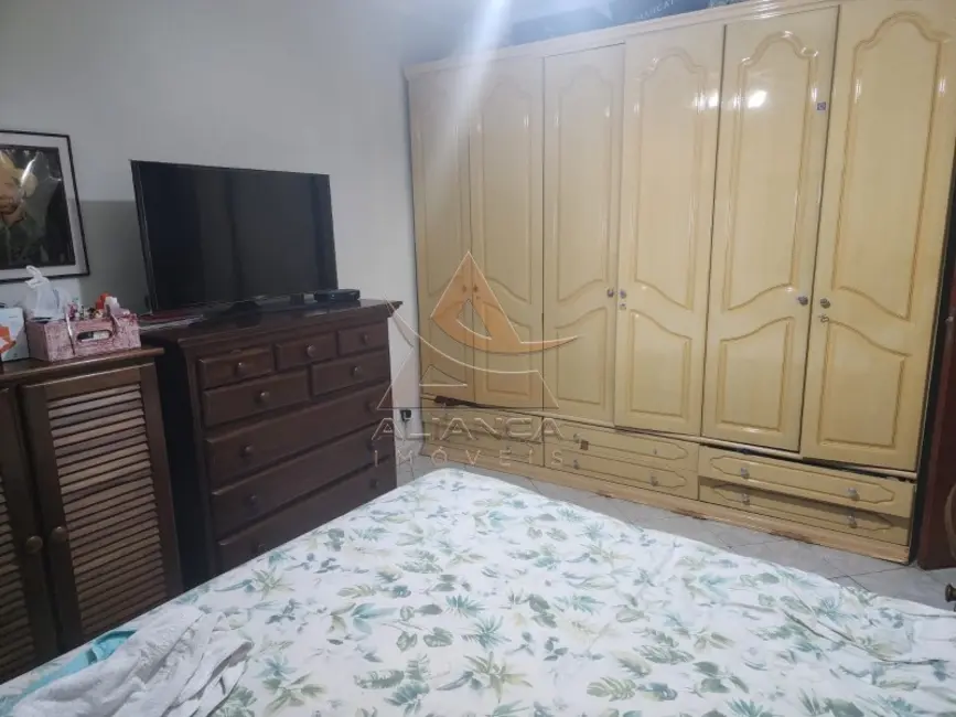 Casa com 3 quartos à venda, 214m2 em Vila Amélia, Ribeirao Preto - SP - imagem 4 Foto 4 de Casa com 3 quartos à venda, 214m2 em Vila Amélia, Ribeirao Preto - SP