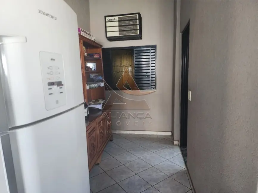 Casa com 3 quartos à venda, 214m2 em Vila Amélia, Ribeirao Preto - SP - imagem 9 Foto 9 de Casa com 3 quartos à venda, 214m2 em Vila Amélia, Ribeirao Preto - SP