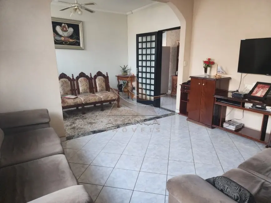 Foto 2 de Casa com 3 quartos à venda, 214m2 em Vila Amélia, Ribeirao Preto - SP