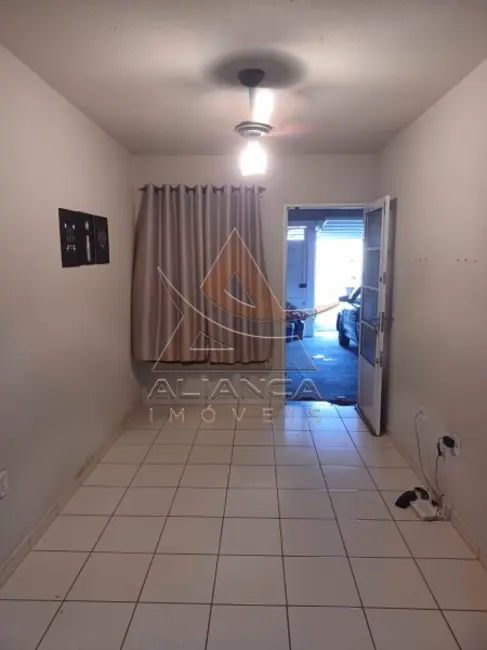 Foto 1 de Casa com 2 quartos à venda, 47m2 em Ribeirao Preto - SP