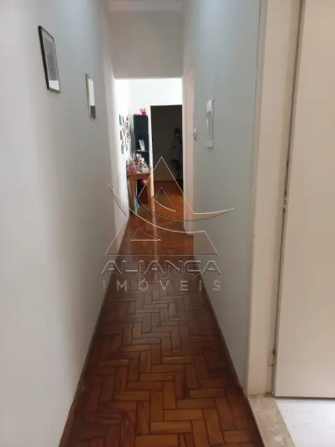 Casa com 3 quartos à venda, 161m2 em Jardim Mosteiro, Ribeirao Preto - SP - imagem 4 Foto 4 de Casa com 3 quartos à venda, 161m2 em Jardim Mosteiro, Ribeirao Preto - SP